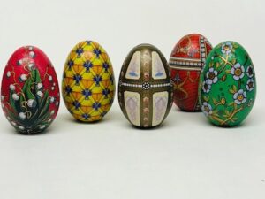 Le petit oeuf Fabergé de Pâques (vide)